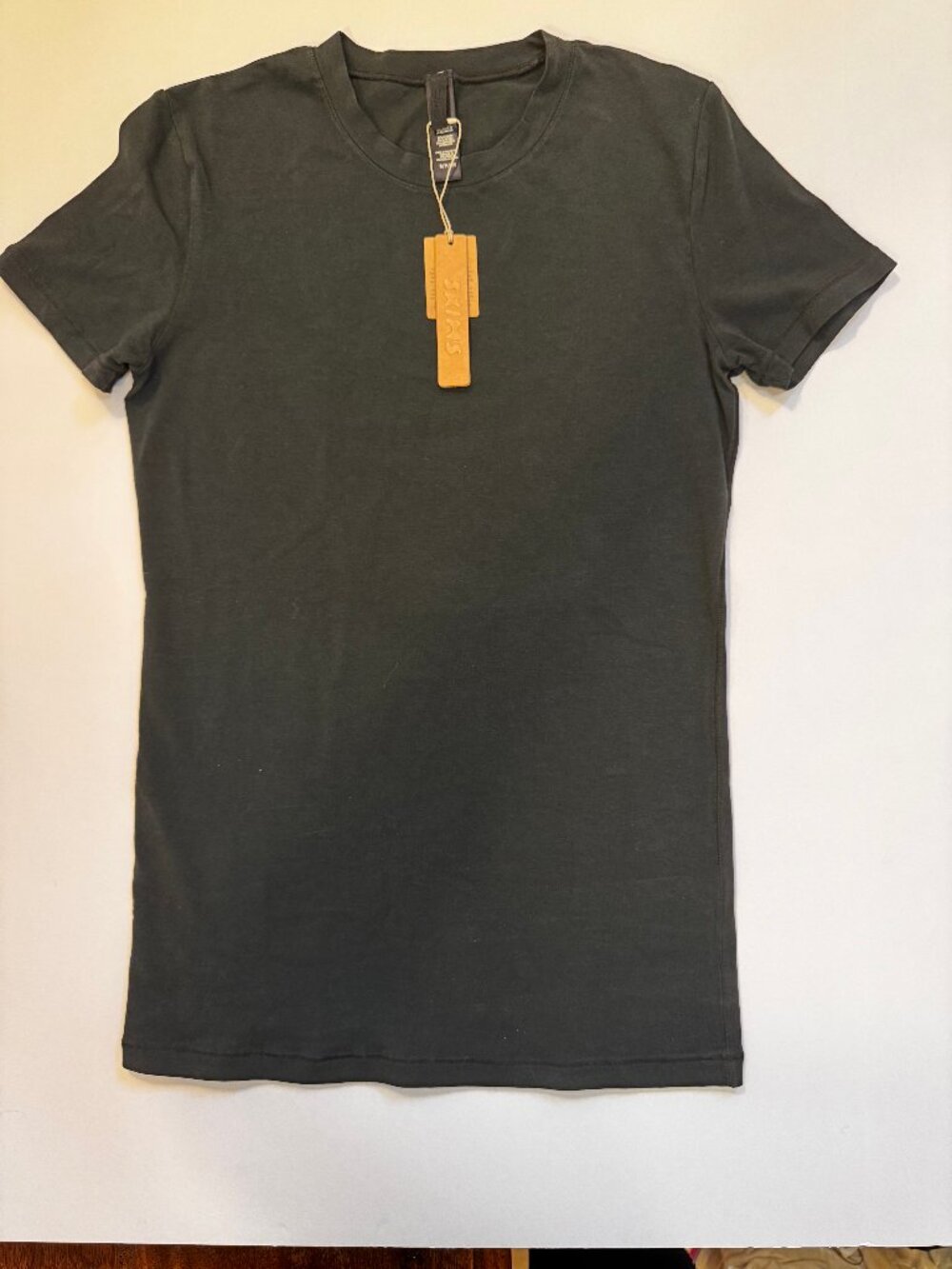 Skims NWT soft Tee shirt in Black Size Small